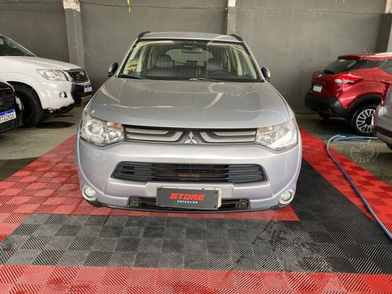 MITSUBISHI OUTLANDER 2.0 16V GASOLINA 4P AUTOMÁTICO